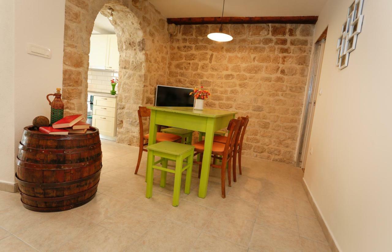 Apartment Sunce Kaštela المظهر الخارجي الصورة