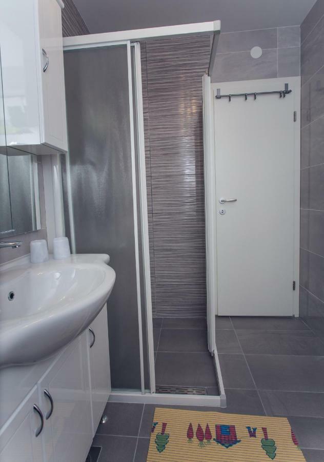 Apartment Sunce Kaštela المظهر الخارجي الصورة